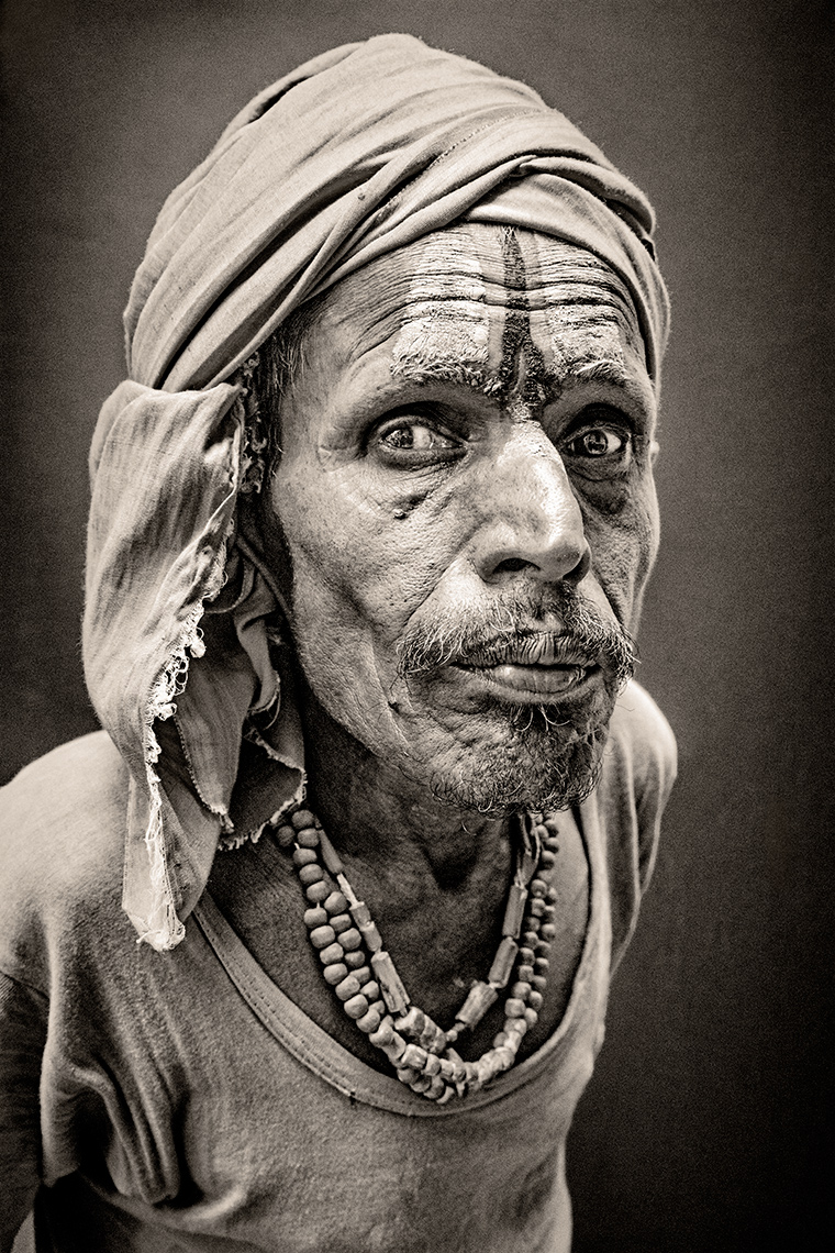 india-varanasisadhu3