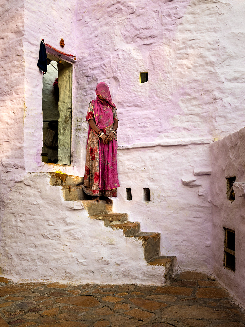 india-womanonstairs-v2